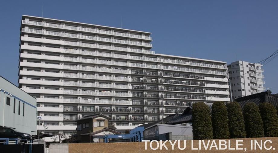 3LDK apartment in Minami Ward, Saitama - Photo 1