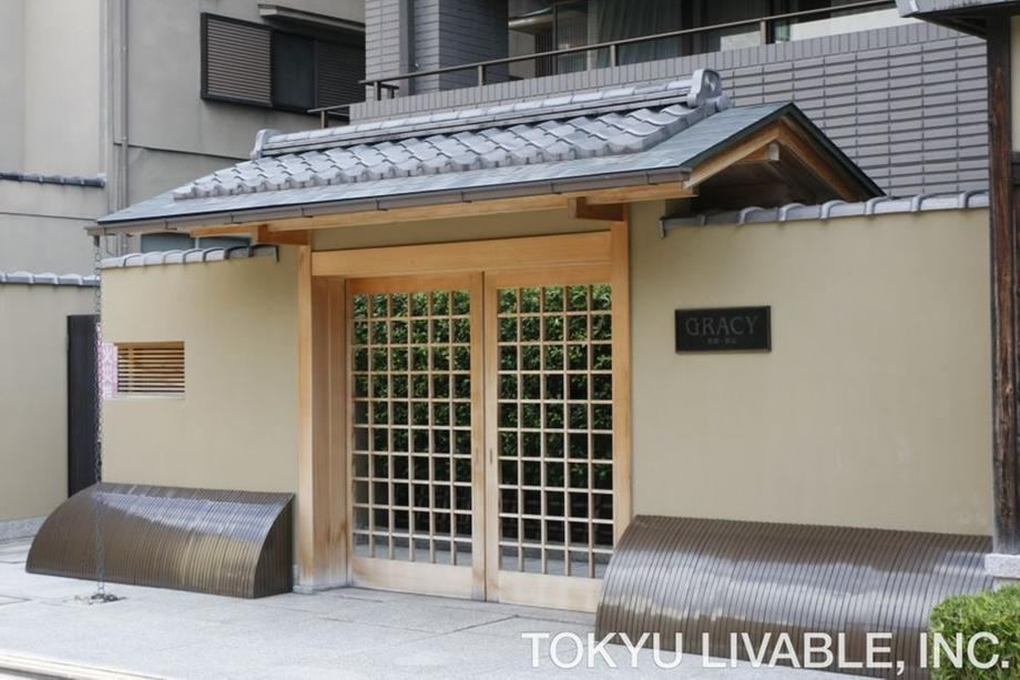 2LDK apartment in Higashiyama Ward, Kyoto - Photo 1