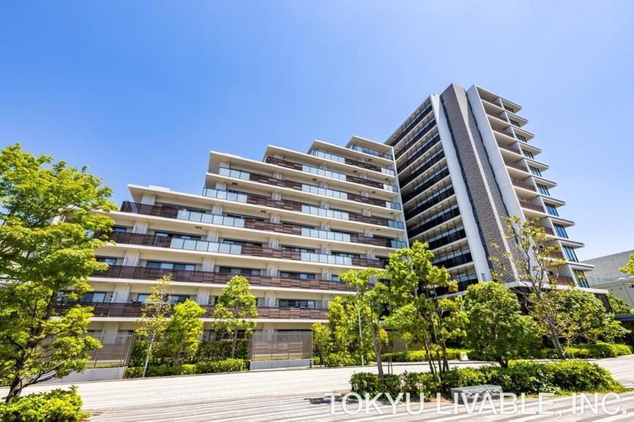 2LDK apartment in Itabashi Ward, Tokyo - Photo 1