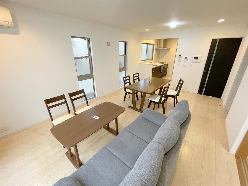 4LDK house in Nishiyodogawa Ward, Osaka - Photo 1