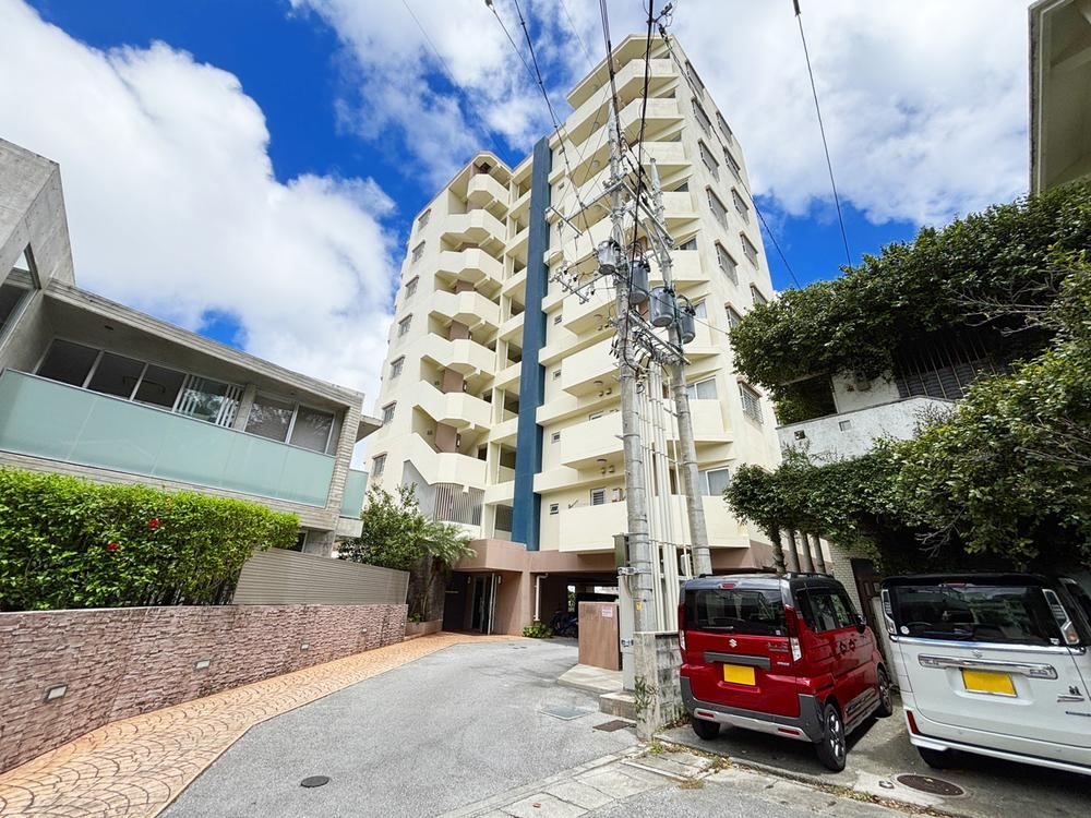 3LDK apartment in Naha, Okinawa - Photo 1