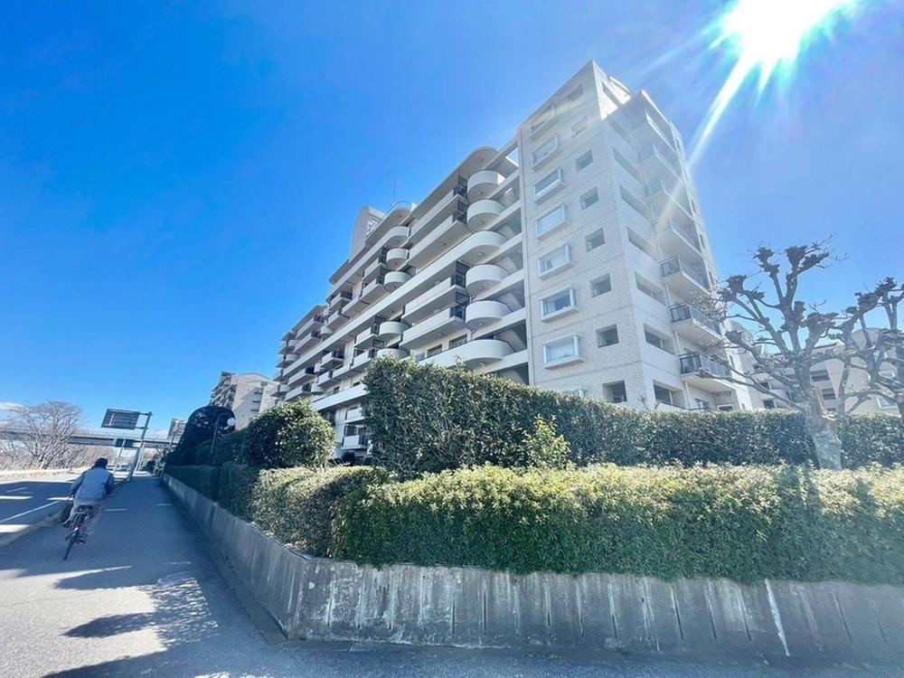 4LDK apartment in Shiroi, Chiba - Photo 1