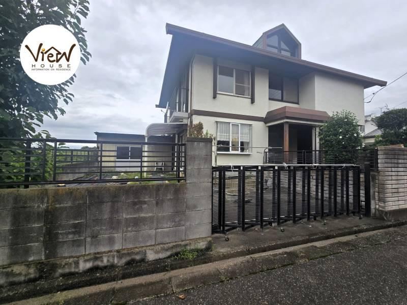 5LDK house in Ota, Gunma - Photo 1