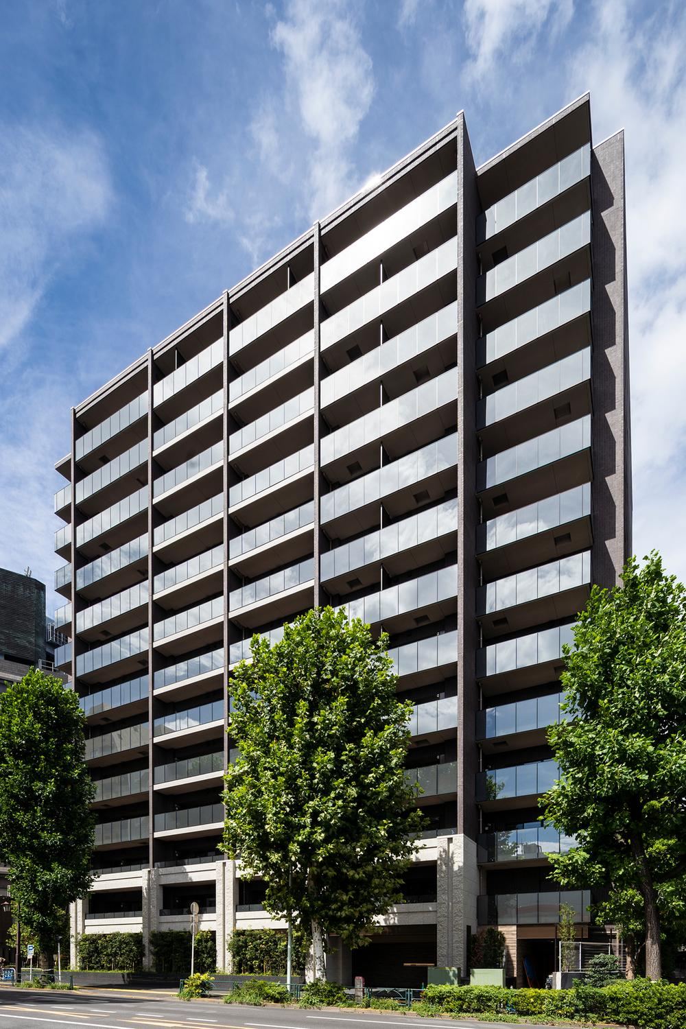 2LDK apartment in Shinjuku Ward, Tokyo - Photo 1