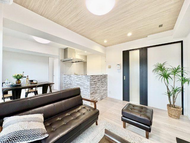2LDK apartment in Tsurumi Ward, Yokohama, Kanagawa - Photo 1