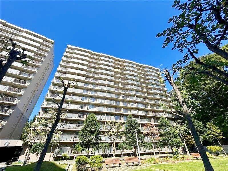 3LDK apartment in Atsubetsu Ward, Sapporo, Hokkaido - Photo 1