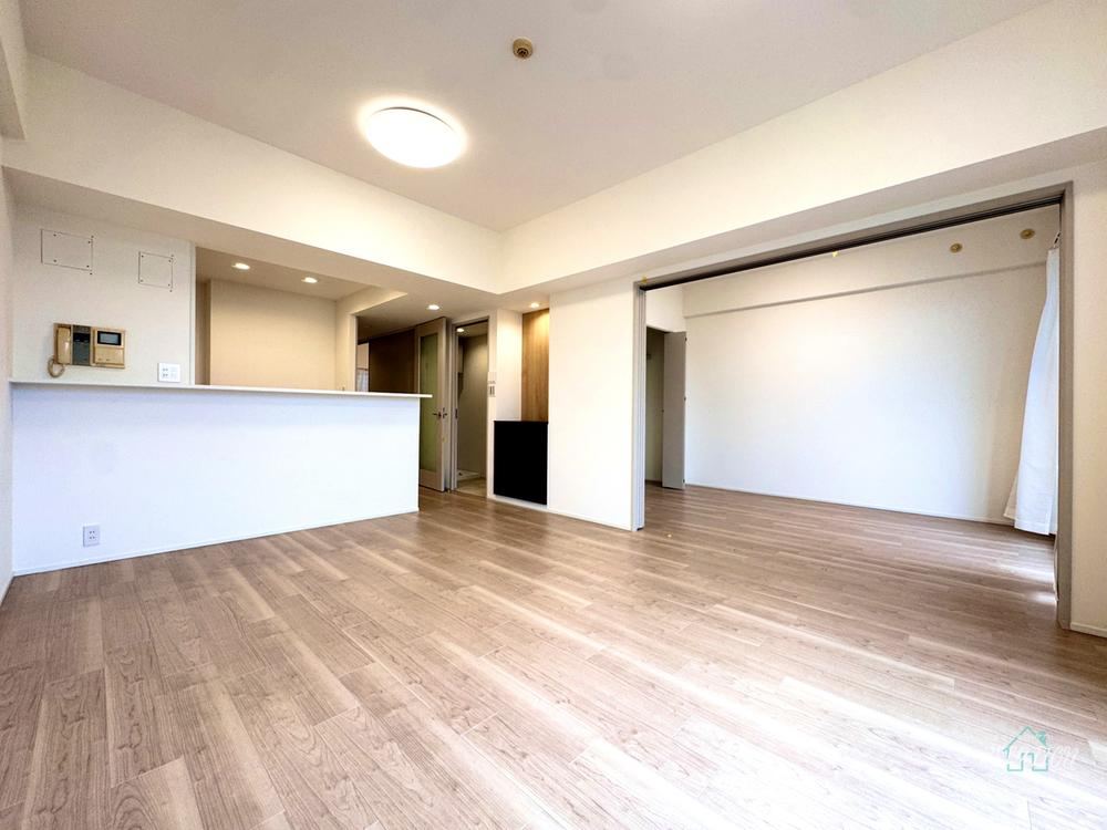 2LDK+S apartment in Chigasaki, Kanagawa - Photo 1
