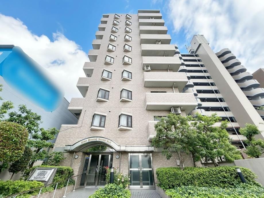 2LDK apartment in Katsushika Ward, Tokyo - Photo 1