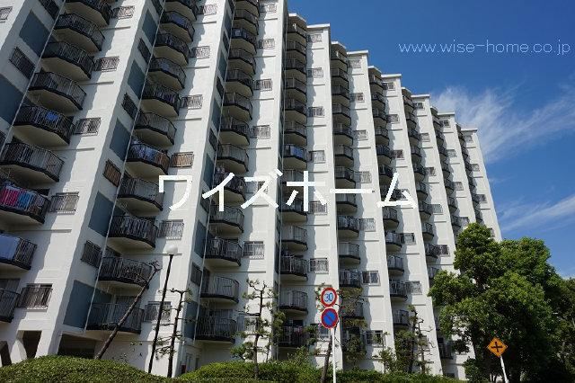 3LDK apartment in Mihama Ward, Chiba - Photo 1