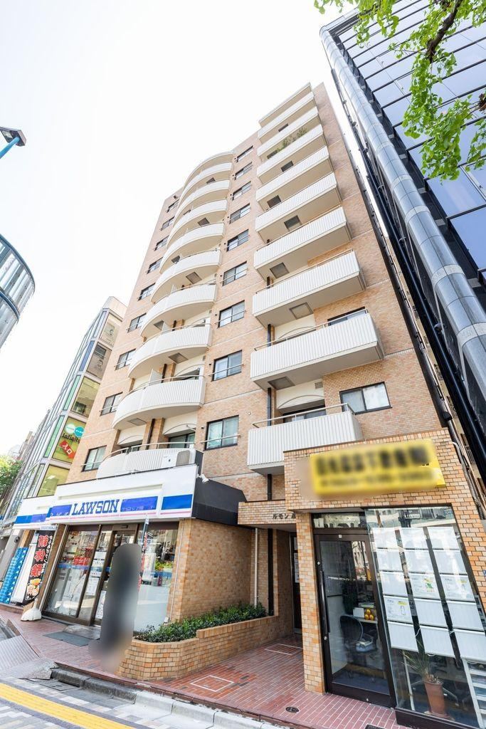 1LDK apartment in Shibuya Ward, Tokyo - Photo 1