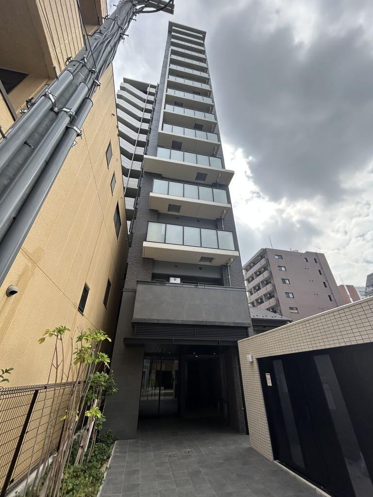 2LDK apartment in Naka Ward, Nagoya, Aichi - Photo 1