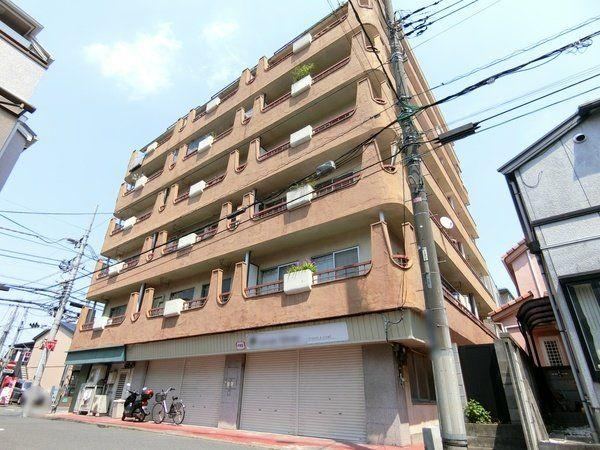 2LDK apartment in Koganei, Tokyo - Photo 1