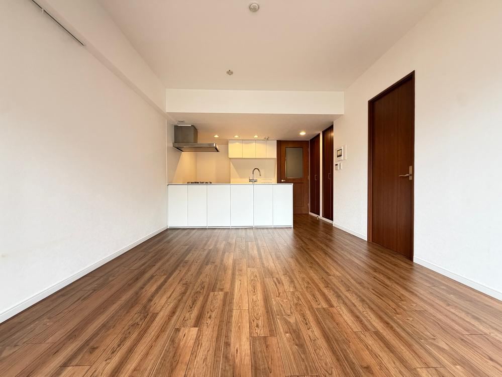 2LDK apartment in Shinagawa Ward, Tokyo - Photo 1