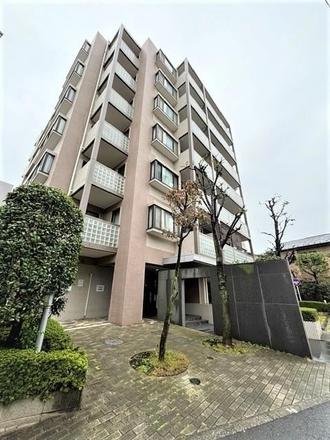 3LDK apartment in Sumida Ward, Tokyo - Photo 1