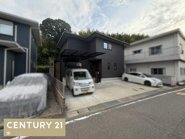 3LDK+S house in Wakayama, Wakayama - Photo 1
