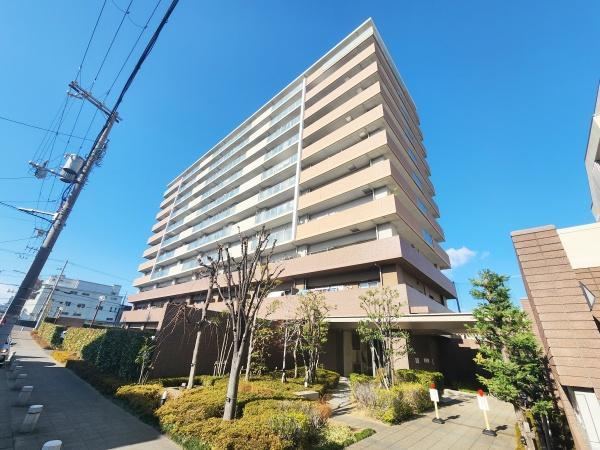 3LDK apartment in Higashinari Ward, Osaka - Photo 1
