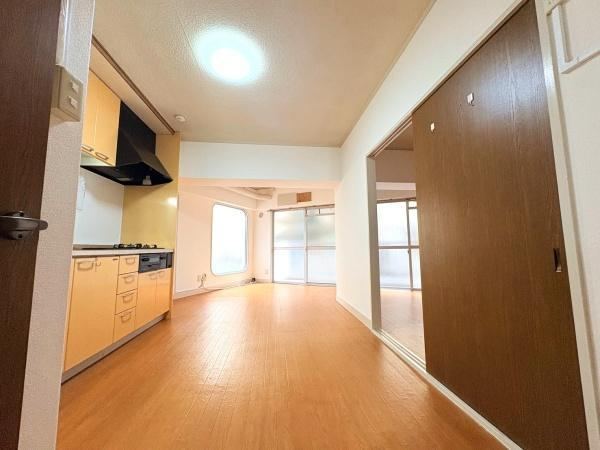 2LDK apartment in Sakai Ward, Sakai, Osaka - Photo 1
