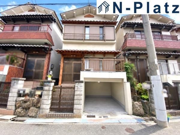 4LDK house in Neyagawa, Osaka - Photo 1