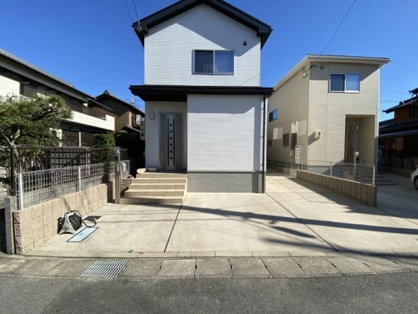 4LDK house in Handa, Aichi - Photo 1
