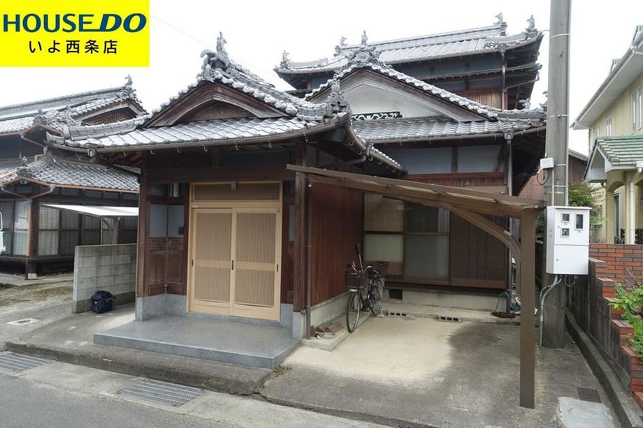 5DK house in Saijo, Ehime - Photo 1