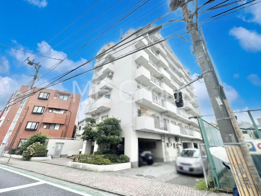 2LDK apartment in Adachi Ward, Tokyo - Photo 1