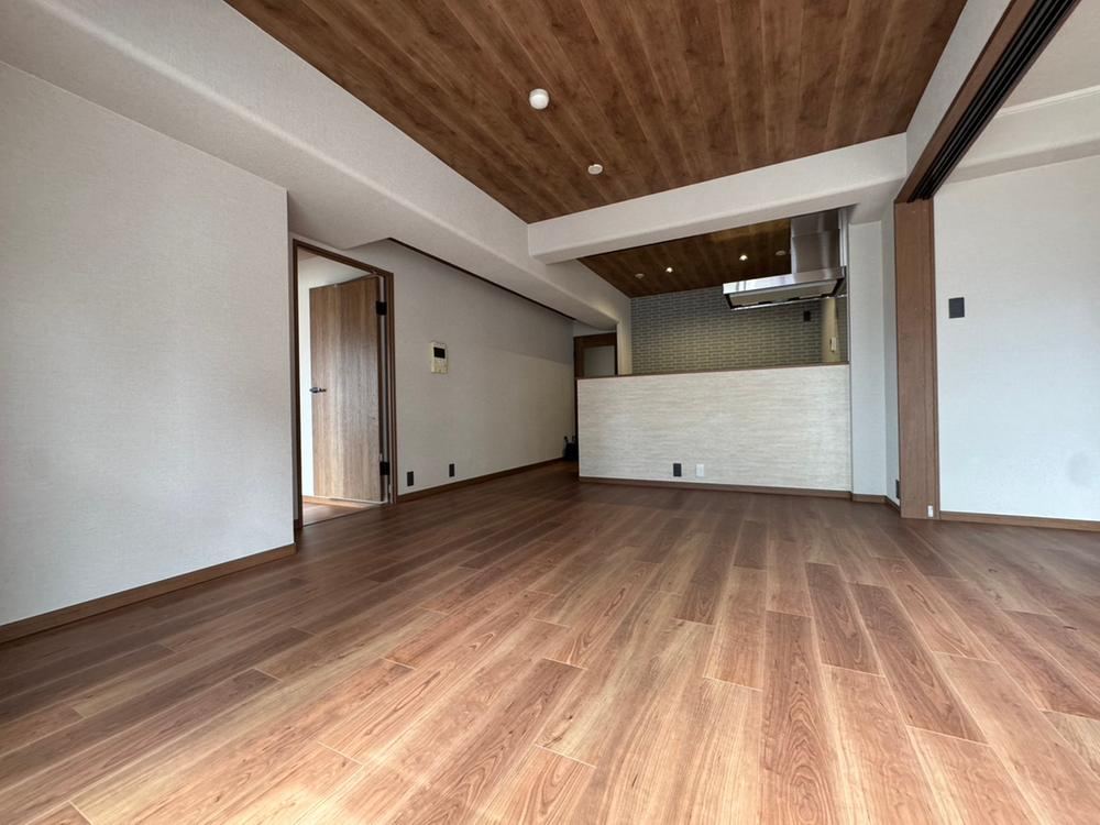 4LDK apartment in Tennoji Ward, Osaka - Photo 1