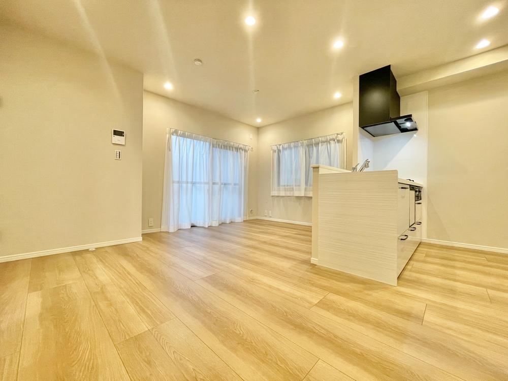 2LDK apartment in Kanagawa Ward, Yokohama, Kanagawa - Photo 1