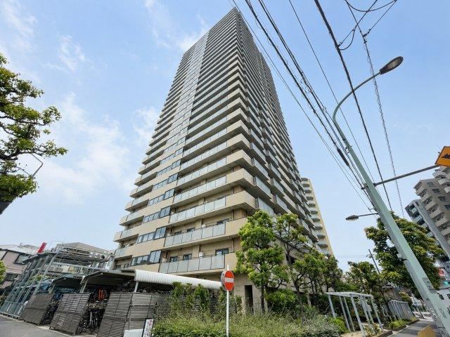 3LDK apartment in Arakawa Ward, Tokyo - Photo 1