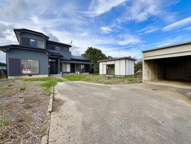 5LDK house in Shimotsuma, Ibaraki - Photo 1