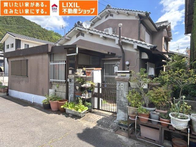 7DK house in Sakurai, Nara - Photo 1