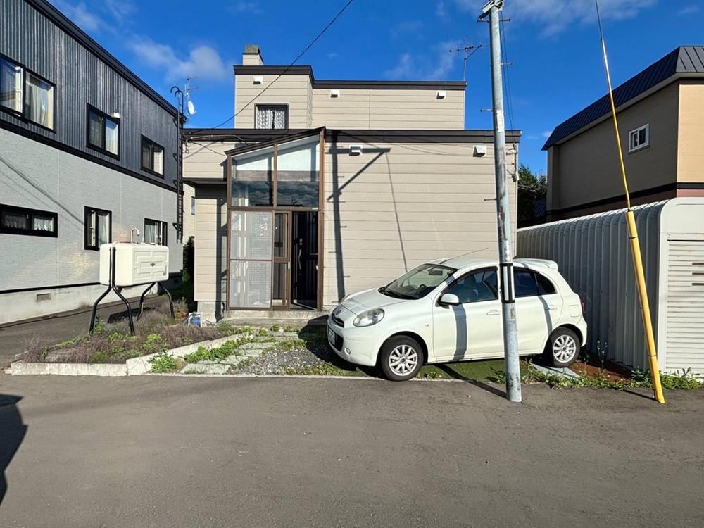 159 m² land in Kita Ward, Sapporo, Hokkaido - Photo 1