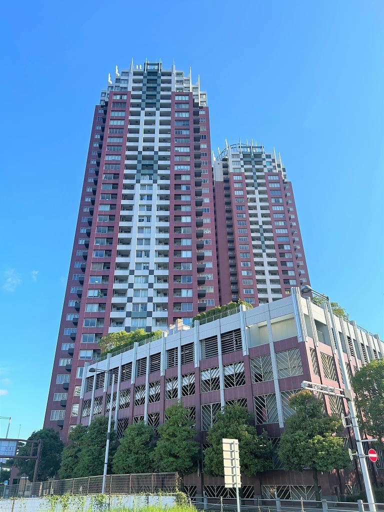 3LDK apartment in Minato Ward, Tokyo - Photo 1