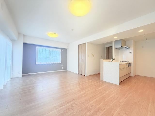 2LDK apartment in Adachi Ward, Tokyo - Photo 1