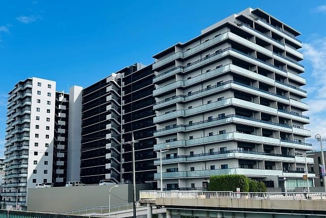 2LDK apartment in Daito, Osaka - Photo 1