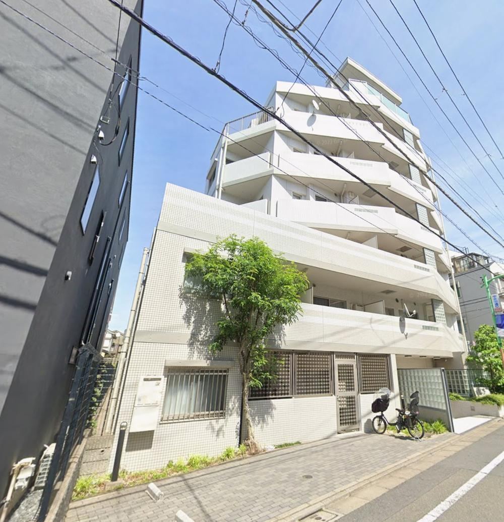 1LDK apartment in Meguro Ward, Tokyo - Photo 1