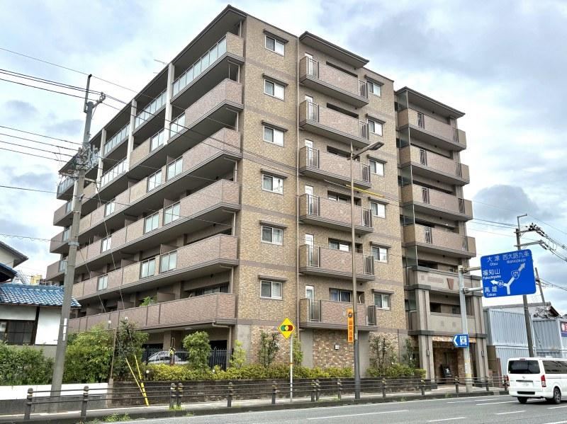 3LDK apartment in Minami Ward, Kyoto - Photo 1
