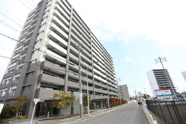 2LDK apartment in Nisshin, Aichi - Photo 1