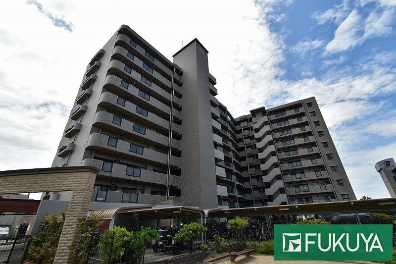 3LDK apartment in Akashi, Hyogo - Photo 1