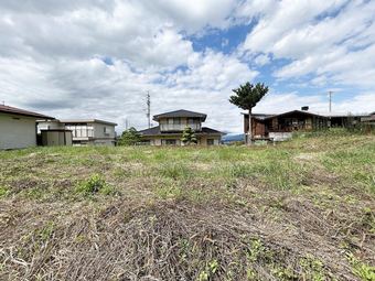 plot of land in Saku