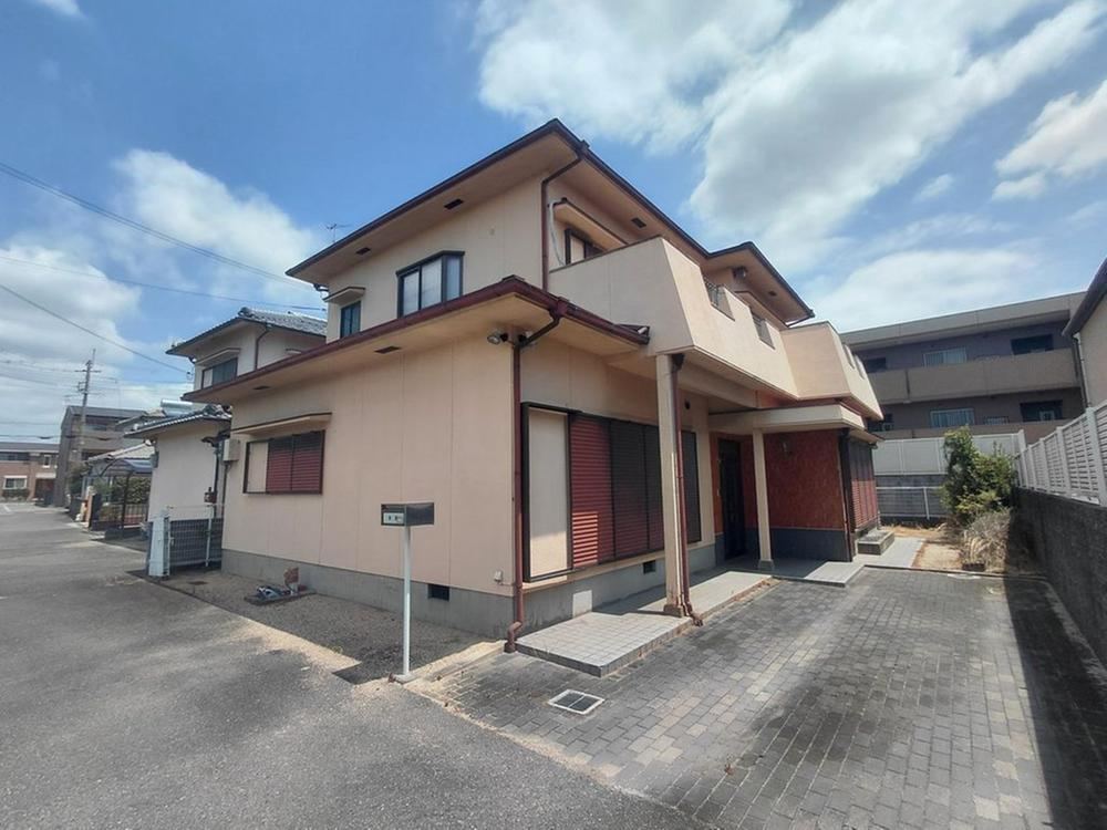 7LDK house in Nishi Ward, Kobe, Hyogo - Photo 1