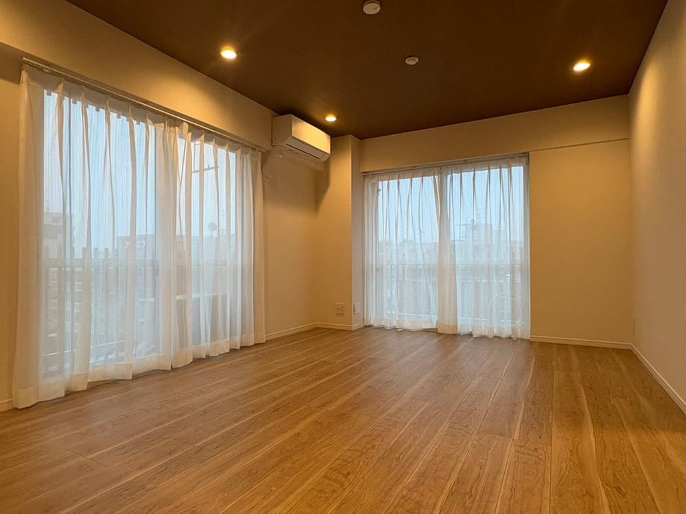 2LDK apartment in Ota Ward, Tokyo - Photo 1