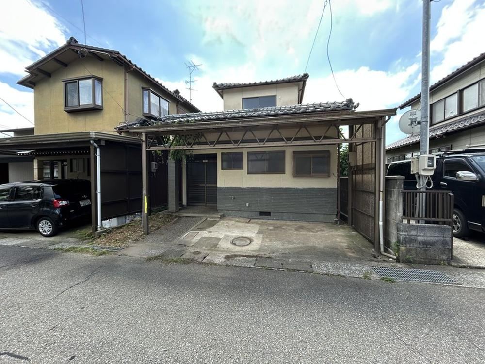 2LDK house in Kanazawa, Ishikawa - Photo 1