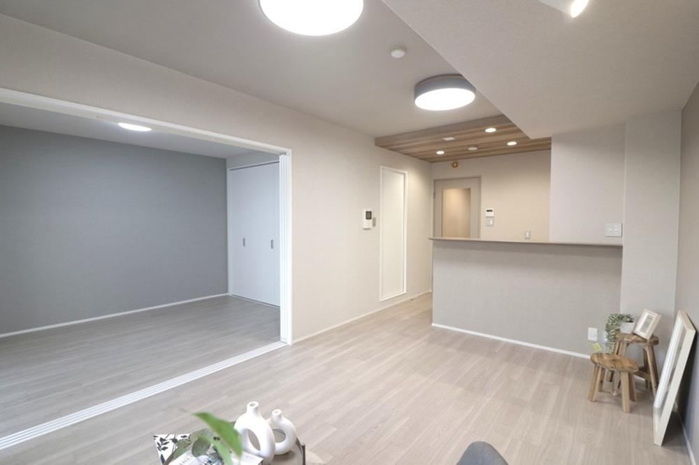 3LDK apartment in Kita Ward, Osaka - Photo 1