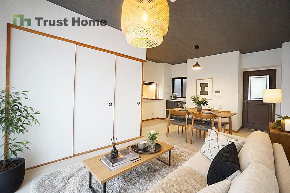3LDK apartment in Toyonaka, Osaka - Photo 1