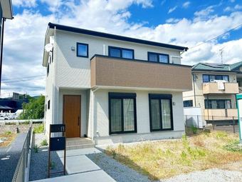 4LDK house in Tomi