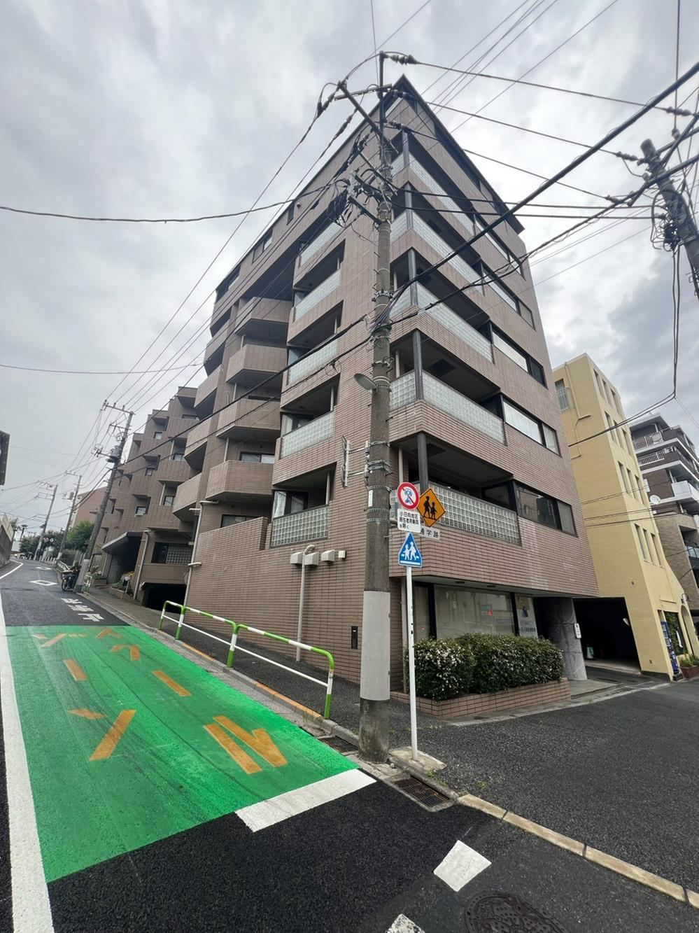 2LDK apartment in Bunkyo Ward, Tokyo - Photo 1