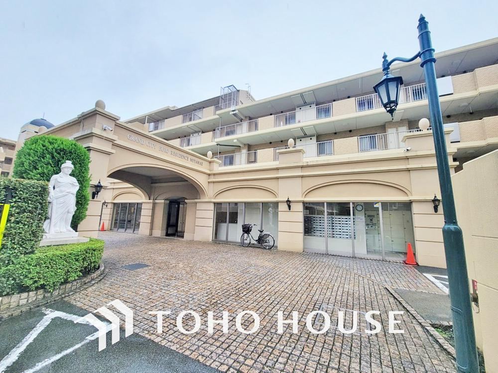 4LDK apartment in Miyamae Ward, Kawasaki, Kanagawa - Photo 1