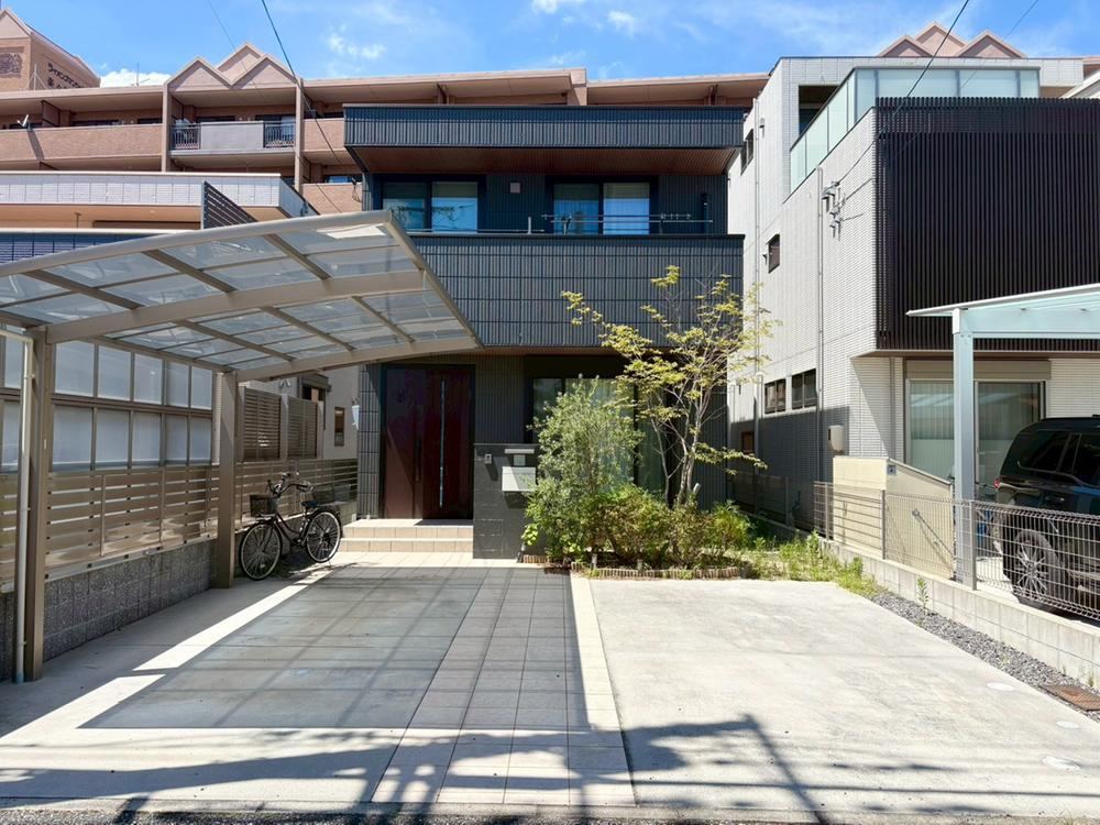 3LDK house in Saeki Ward, Hiroshima - Photo 1