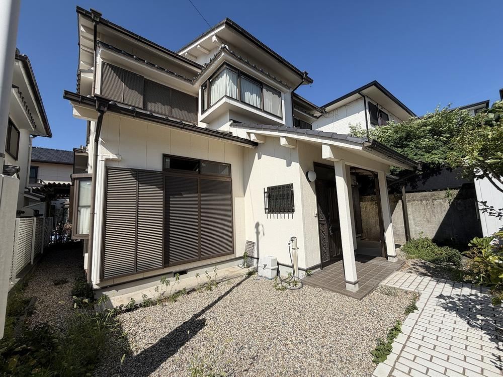 5DK house in Toyoake, Aichi - Photo 1