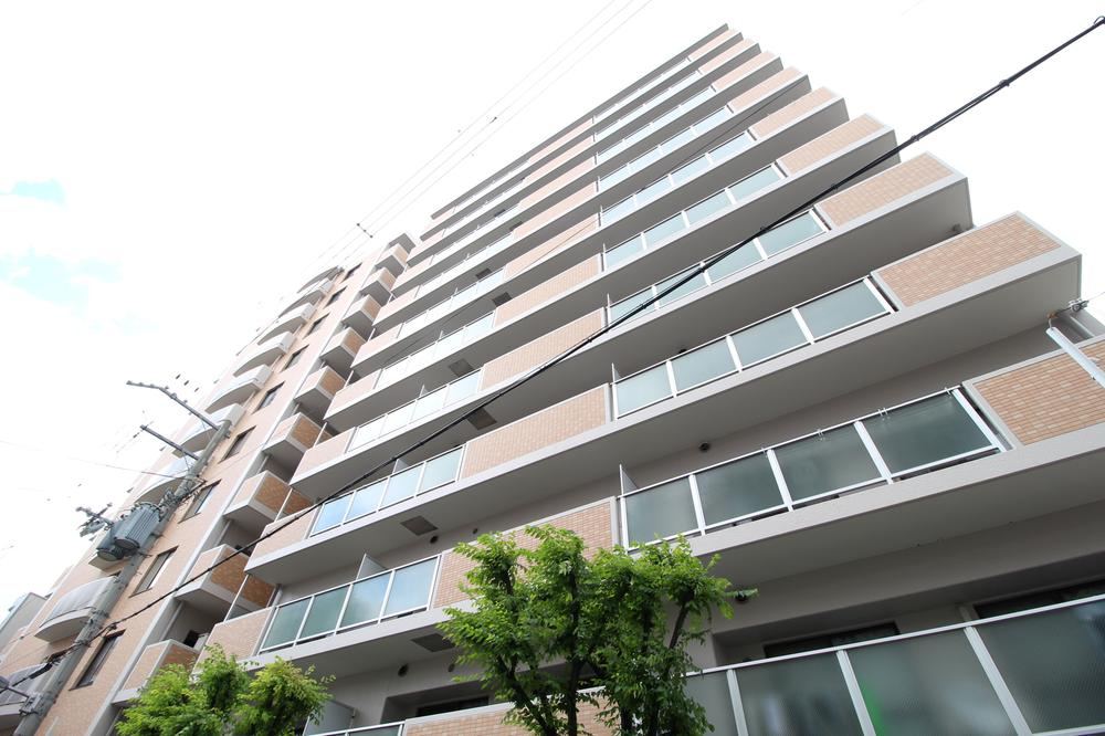 3LDK apartment in Kita Ward, Osaka - Photo 1